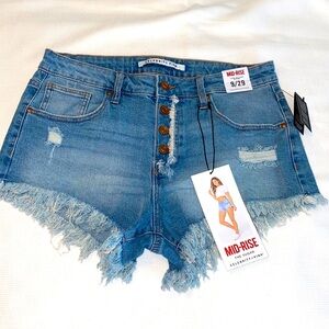 Celebrity Pink Mid Rise The Sugar Distressed Jeans Shorts Size 9 / 29